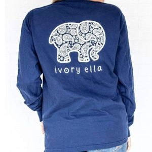 Ivory Ella Classic Fit Dark Navy Inverse Paisley T